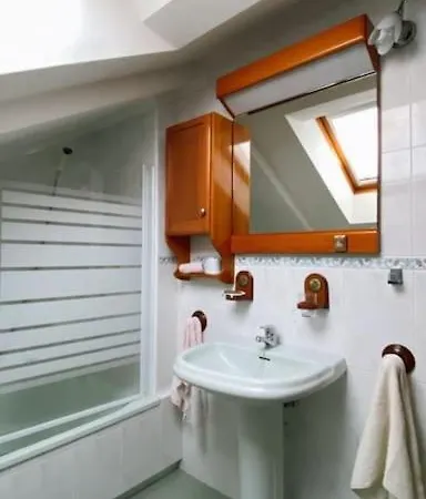 Apartamento El Pilar Con Vistas A La Bahia Y A Los Picos San Vicente De La Barquera Exterior photo