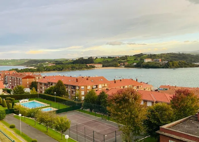 Apartamento El Pilar Con Vistas A La Bahia Y A Los Picos